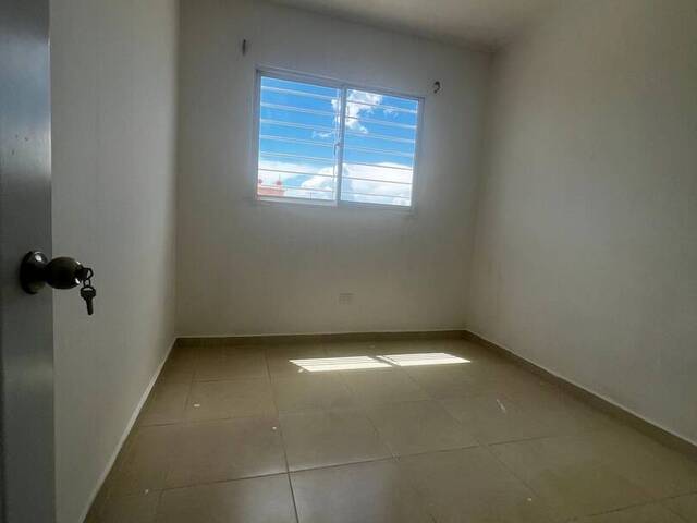 #EB-TY7307 - Apartamento para Alquiler en  -  - 3