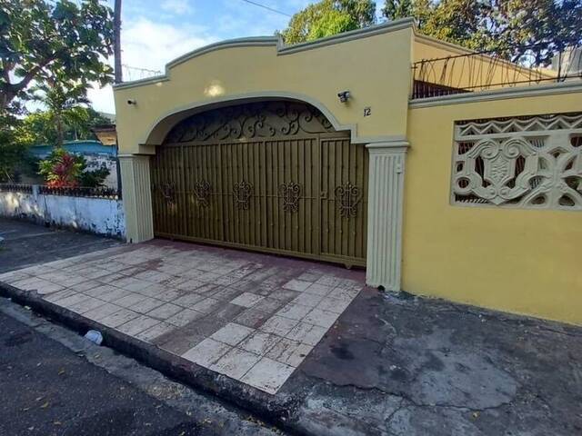 #EB-OA6209 - Casa para Venta en Santo Domingo - Santo Domingo - 1