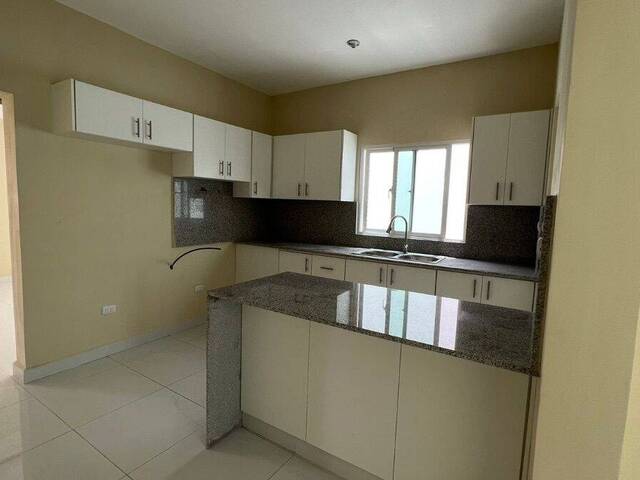 #EB-OX3989 - Villa para Venta en  -  - 3